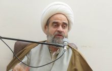 حکم لمس بدن نامحرم توسط پزشک به وسیله دستکش پلاستیکی/ برای کار حرام پزشک مستحق اجرت نیست