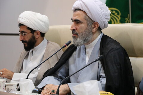 پایان نامه‌های مورد نیاز نظام اسلامی‌حمایت می‌شوند/ طراحی نرم افزاری نظامات اجتماعی بر پایه مبانی اسلامی کار حوزه‌های علمیه است