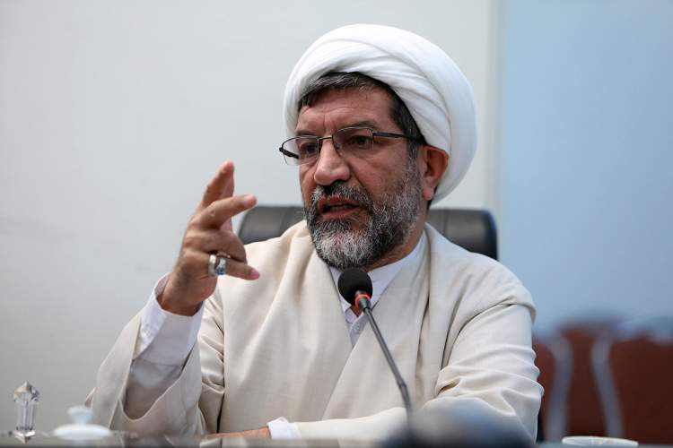 بازخوانی اندیشه سیاسی علامه نائینی در پرتو فقه اسلامی و تحولات مشروطه