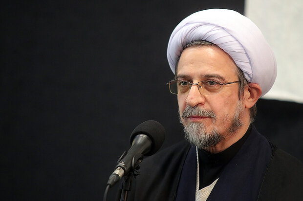 لزوم کاربردی‌ سازی نظریه‌های علوم‌انسانی اسلامی در ساختار آموزشی کشور