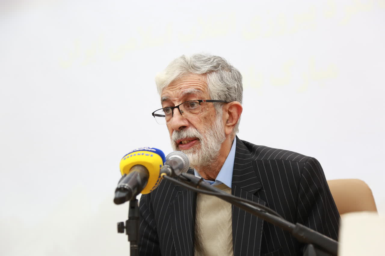 سکولاریسم نقطه اشتراک همه مخالفان انقلاب اسلامی است /  ولایت فقیه؛ جلوه حضور دین در قانون و سیاست