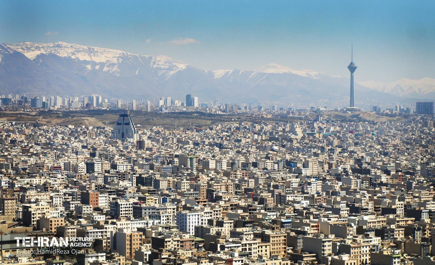 تاثیر فرم و ساختار شهر بر کلونی‌های اغتشاش در کلانشهر‌ها