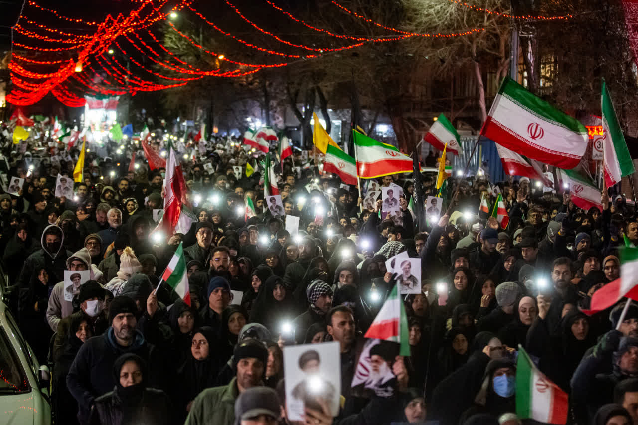 نقش مراجع فکری انقلابی در دوران خلاء ولی فقیه / درس‌های رهبری امام شهید در انسجام سیاسی و اجتماعی