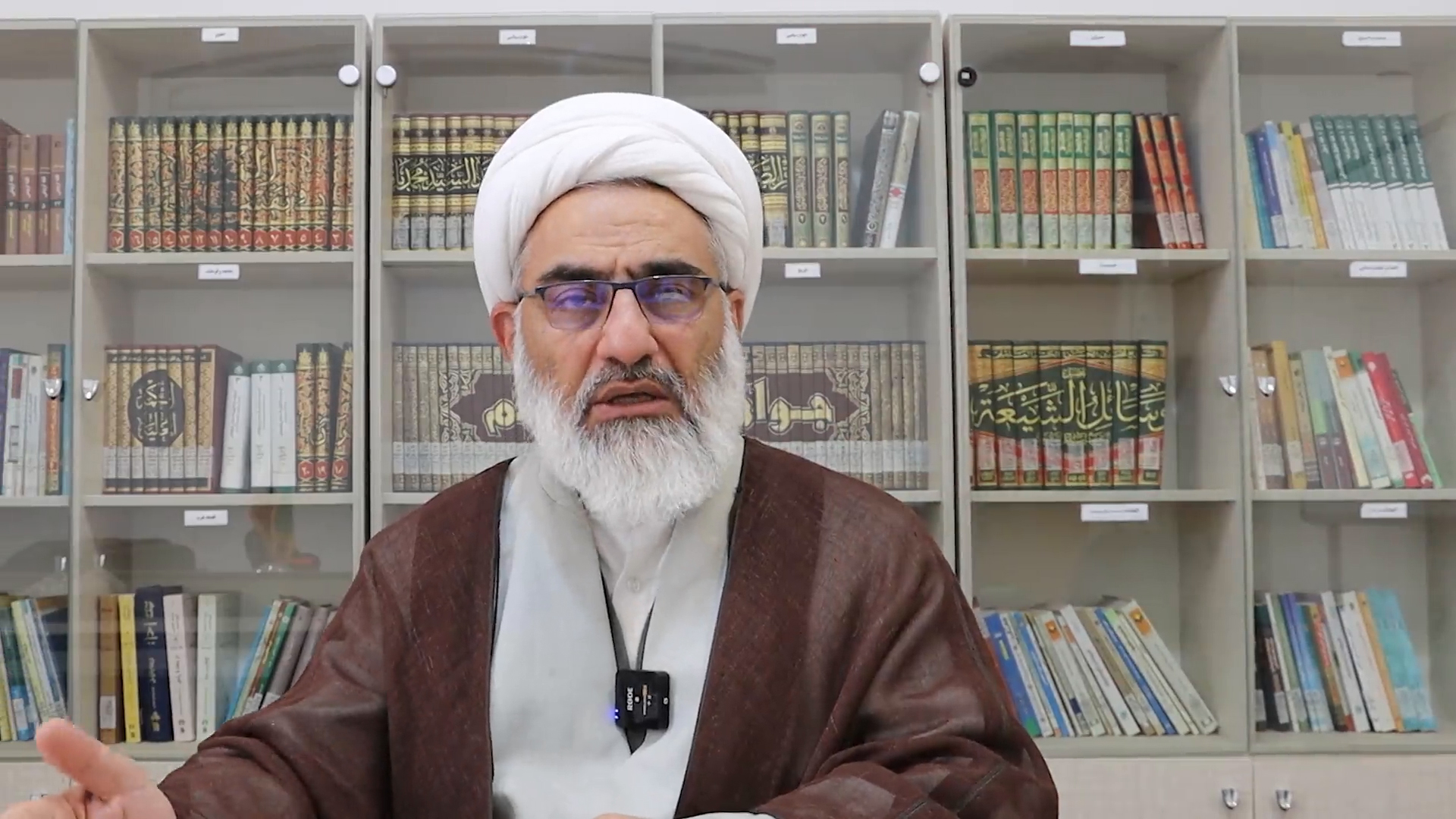 مفهوم «امام و امت» جایگزین «دولت و ملت» / امام پشتیبان معنوی و عاطفی امت است
