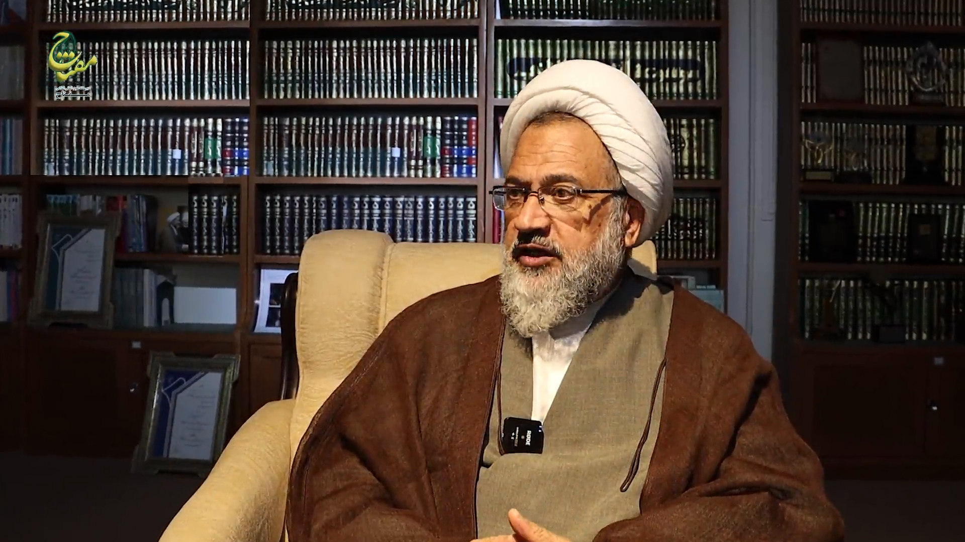 آیا مردم در موضوعات کلان جنگ باید تصمیم بگیرند و حاکمیت دنباله‌رو باشد؟ / عدم اقناع و نامحرم دانستن مردم اشتباه است