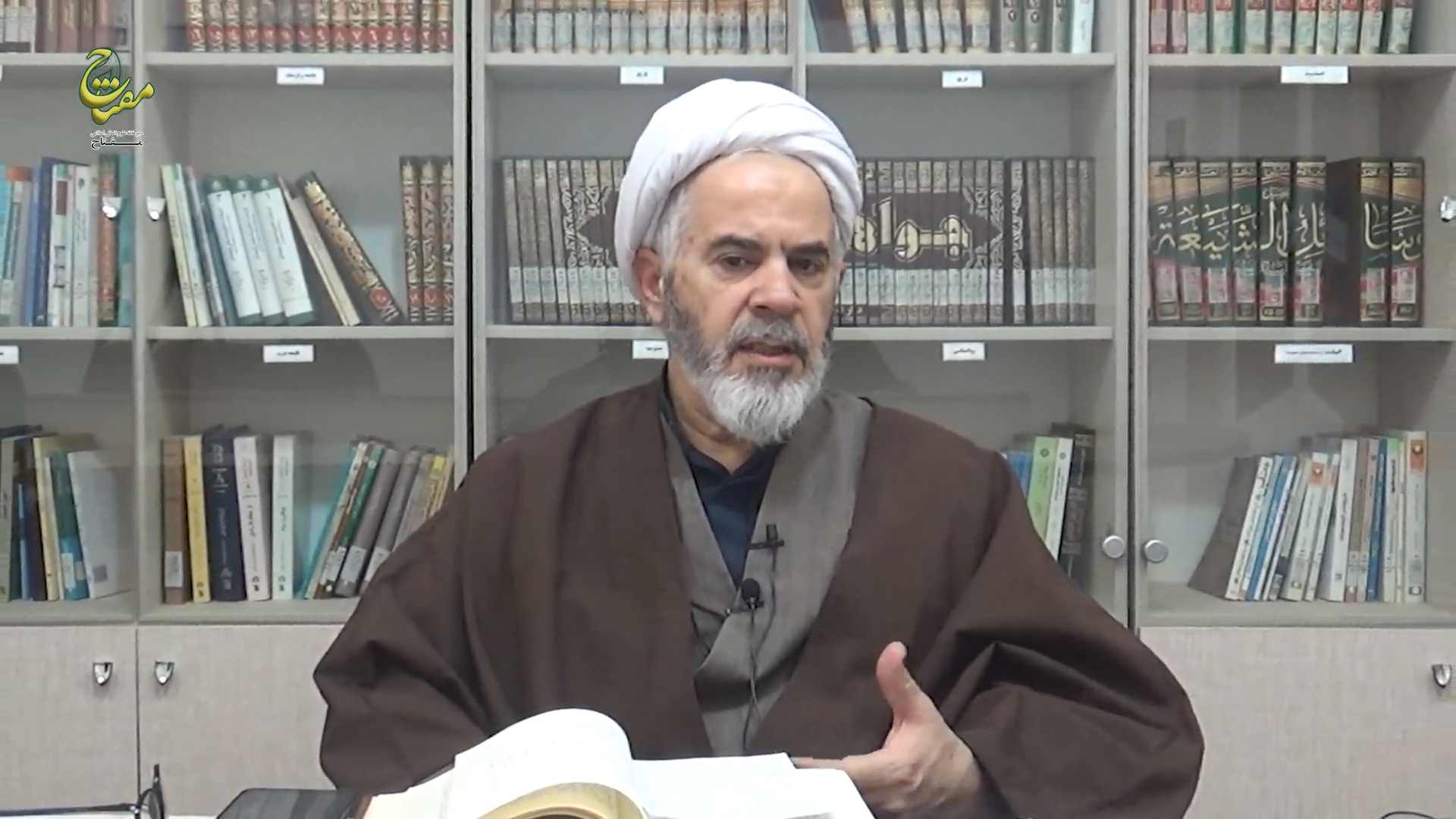 پیروی از تصمیم‌گیران مشروع، نه تصمیم‌گیران سیاسی / اتمام جنگ در گرو نابود شدن عقبه دشمن
